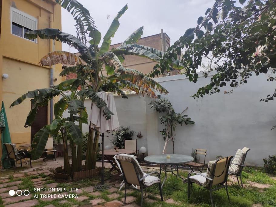 Ruzafa Terrace Oasis: Cozy A/C Apartment with Garden Access Valencia Exterior photo