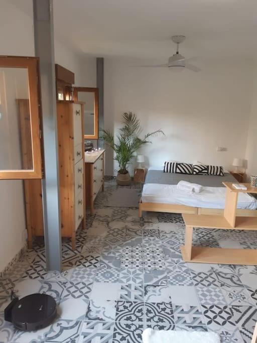 Ruzafa Terrace Oasis: Cozy A/C Apartment with Garden Access Valencia Exterior photo